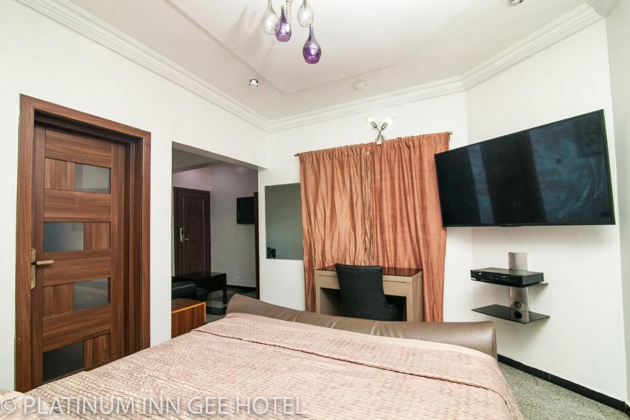 Platinum Inn Gee Hotel Suru Lere Экстерьер фото